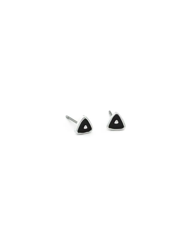 1.037.02 - Triangle-Shaped Studs