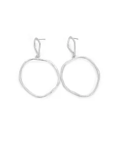 Silver-finish drop earrings with a Brazilian touch